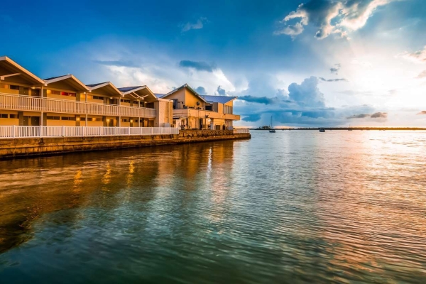 BW PLUS YACHT HARBOR INN